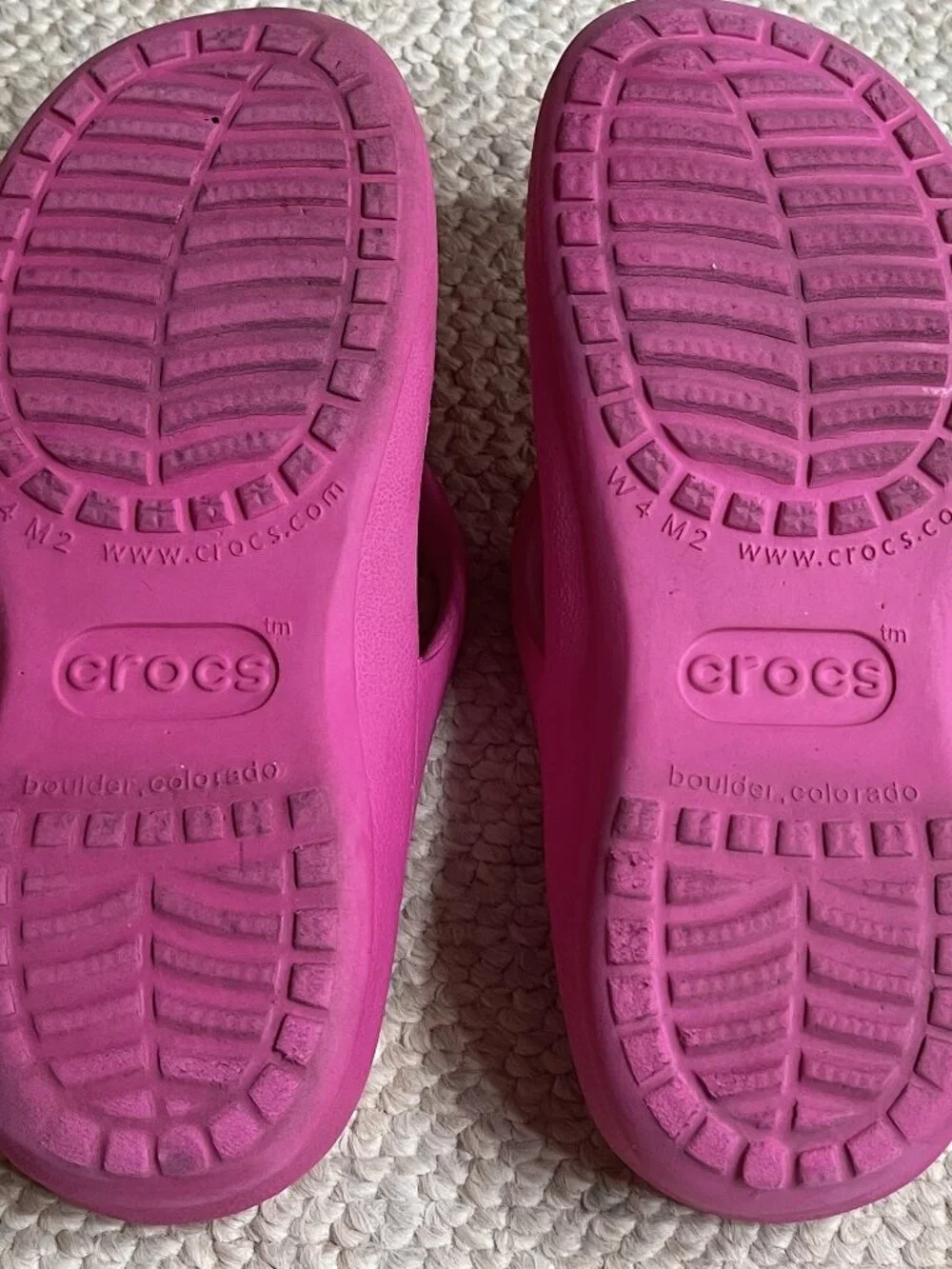 Crocs Athens Women's Teen Girl's Flip Flops Size 4 Sandals Shoes